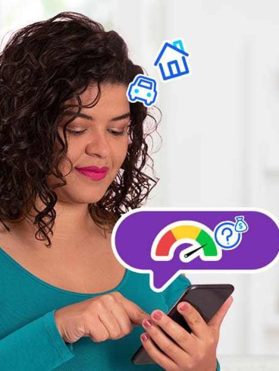 Celular mostrando Score 921 - Resultado Real